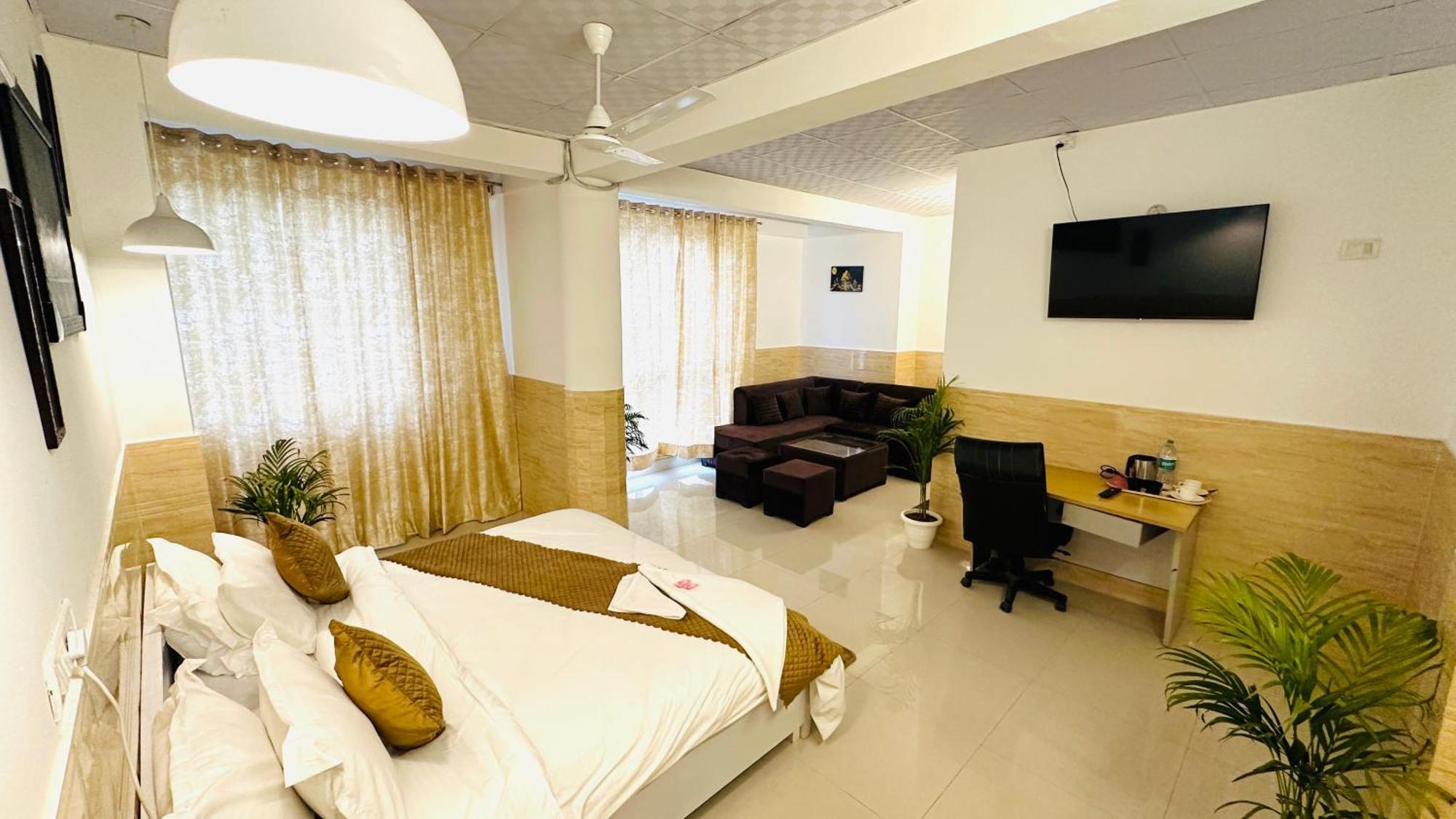 Dr White House - Noida Sector 18 Otel Dış mekan fotoğraf